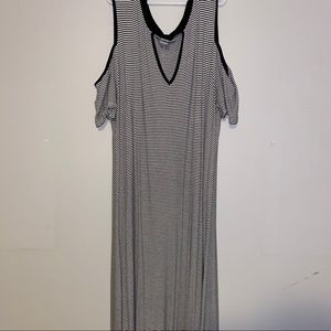 Motherhood Maternity Dress